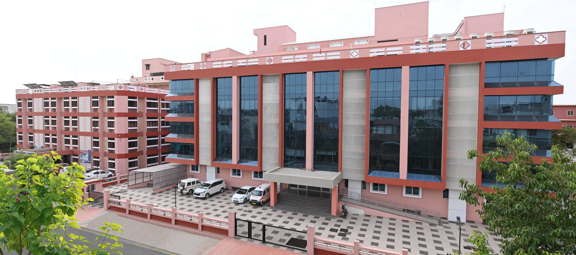 Best Hospital in Jaipur - Saket Hospital